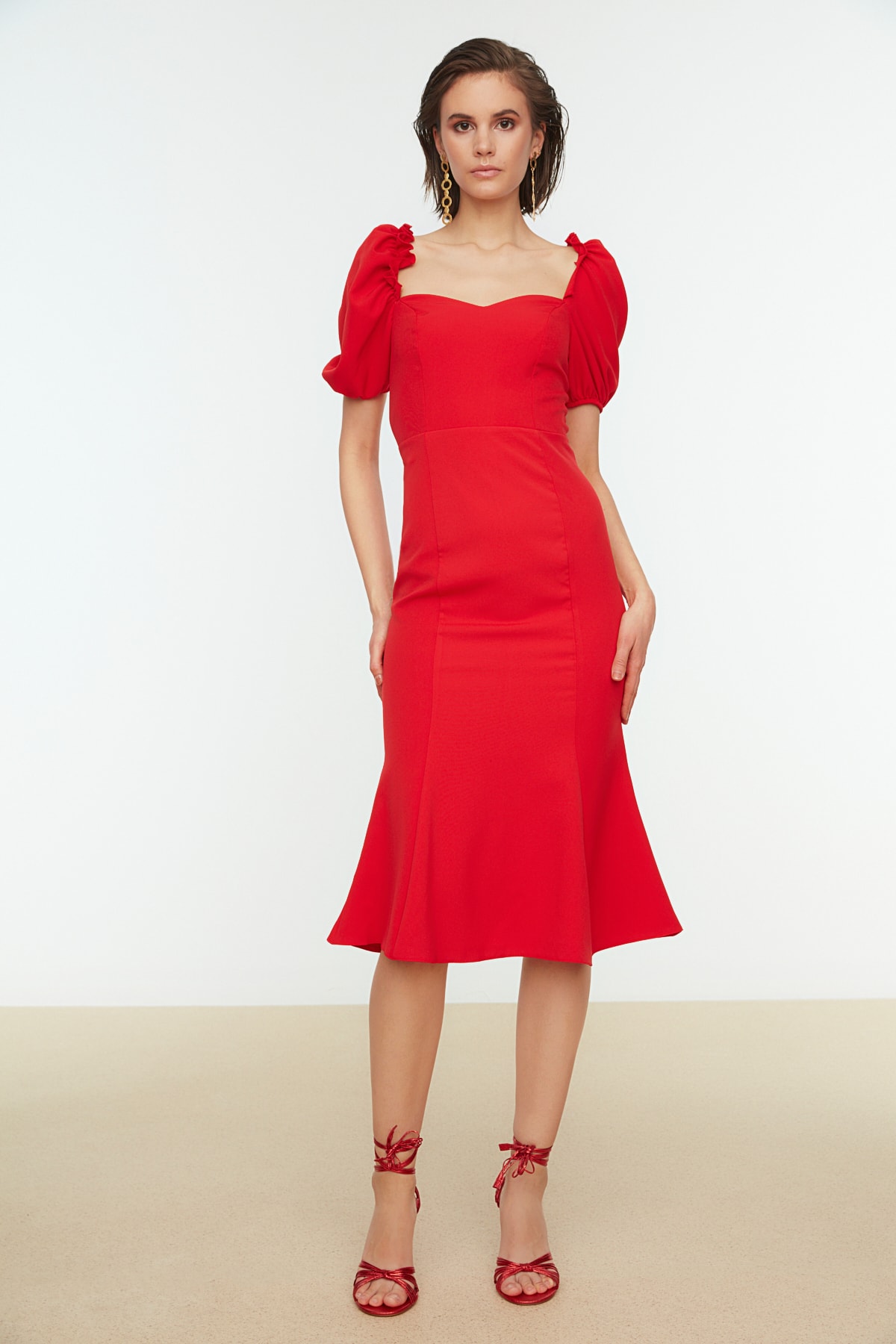 Kırmızı Astarlı Dokuma Elbise TPRSS21EL0053